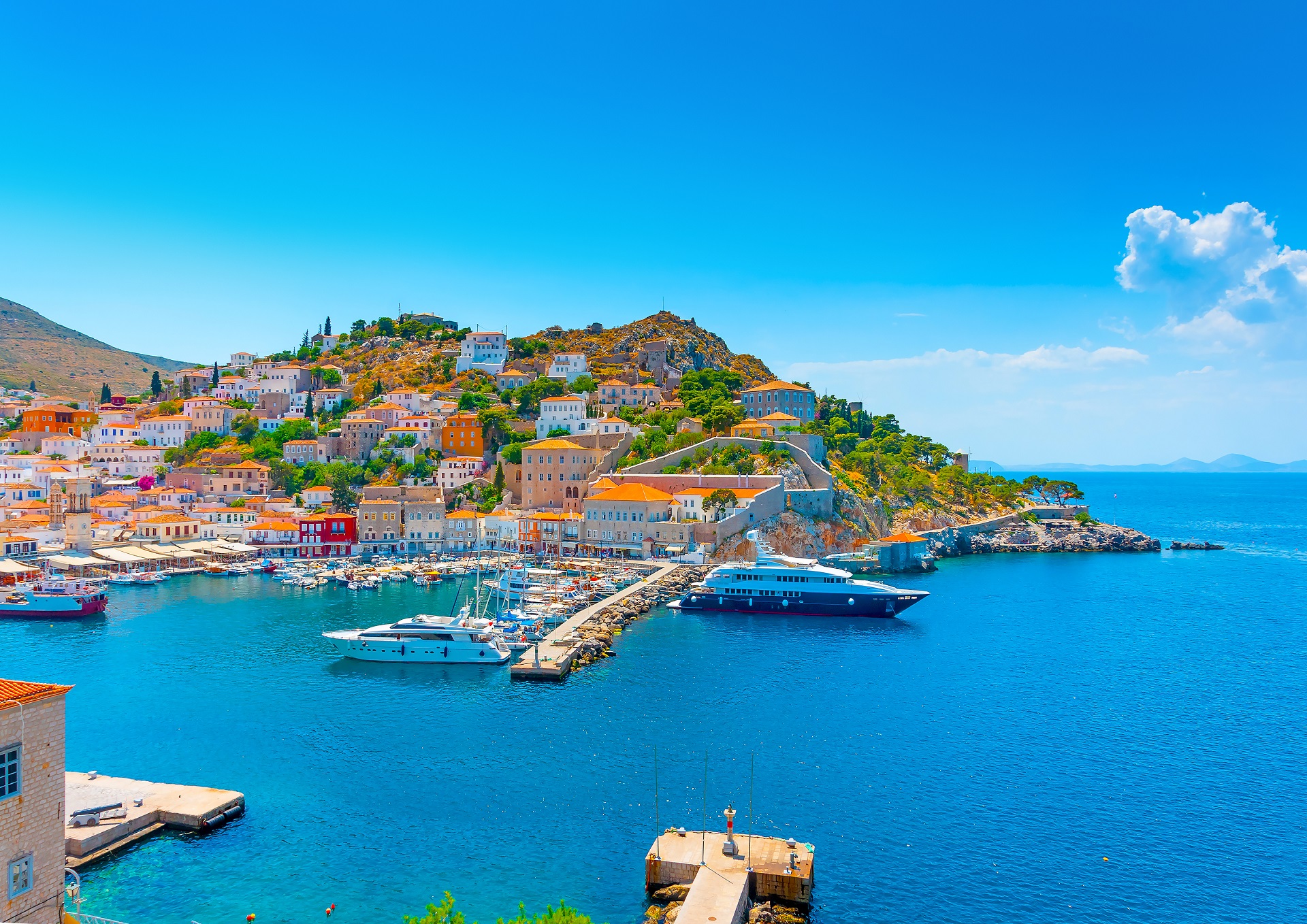 Hydra The Island Where There Are No Cars At All Explore Greece